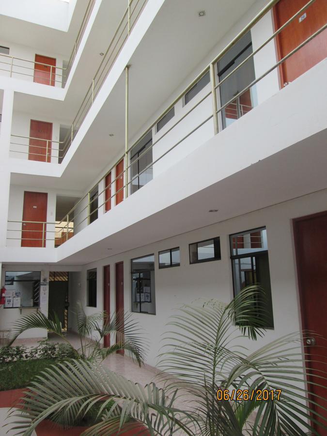 Hostal Caprichos Huacho Ngoại thất bức ảnh