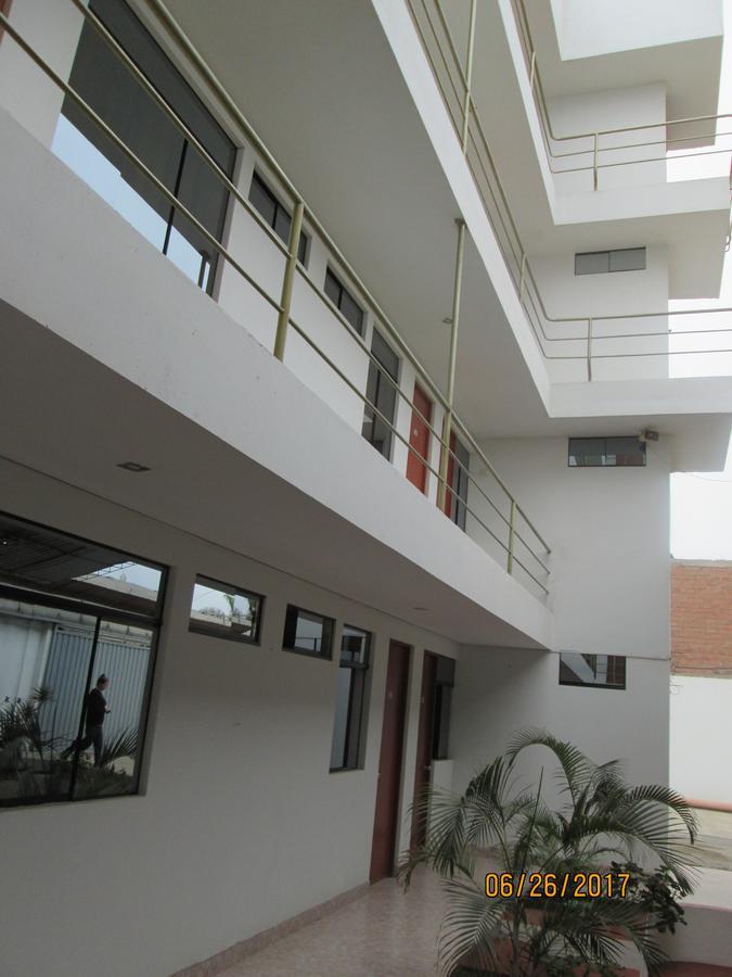 Hostal Caprichos Huacho Ngoại thất bức ảnh